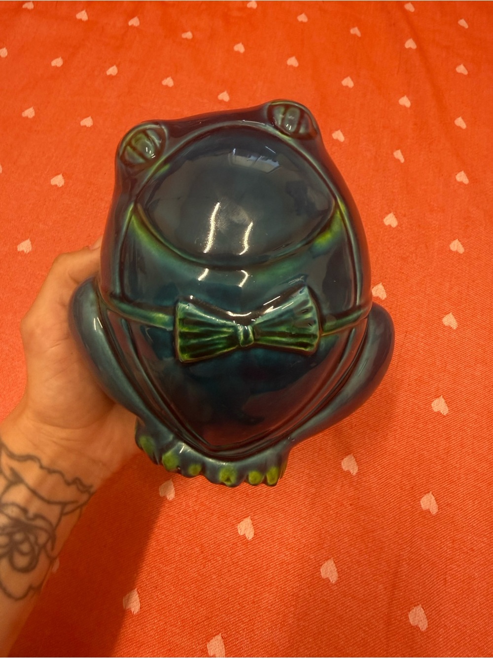 Ceramic glazed frog money bank